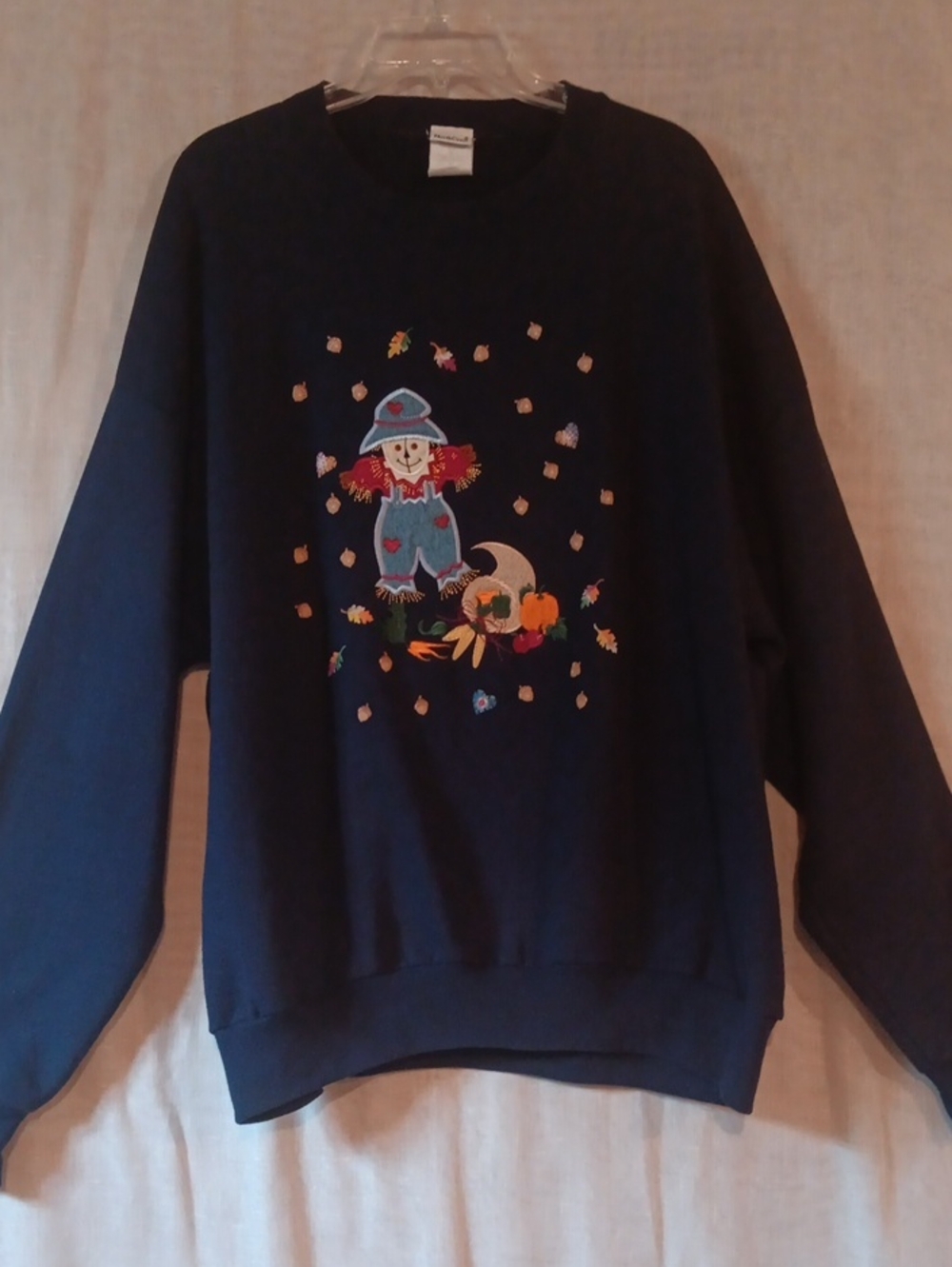 Vintage 90's NorthCrest Navy Blue Sweatshirt With Embroidered Scarecrow. Size 2X